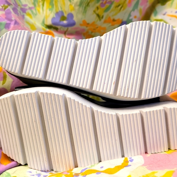 Juicy Couture Trish Wedges Heels - Picture 6 of 10